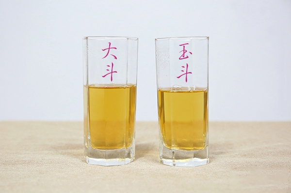 2016年大斗和玉斗茶湯對(duì)比